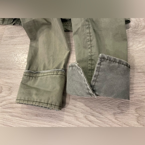FREE PEOPLE 1970 Army Green Utility Military Jacket with Cargo Pockets. Size 2. - Picture 10 of 15